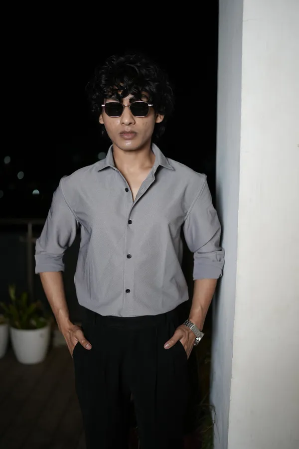 Oman_Light_Grey_Cotton_Solid_Shirt_For_Men
