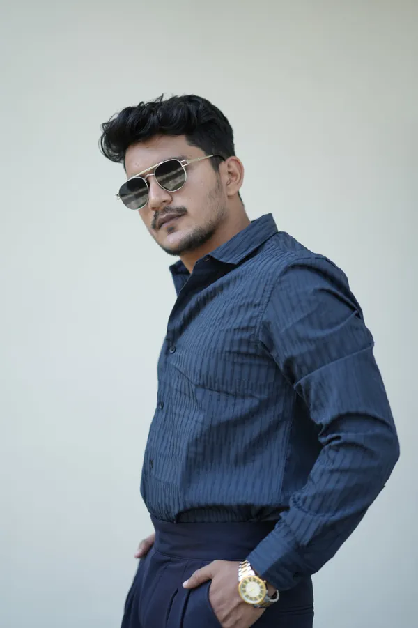 Dubai_Navy_Textured_Cotton_Solid_Shirt_For_Men