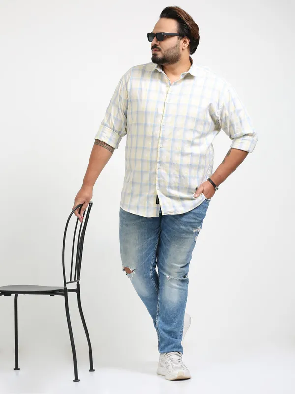 Franciscoo_Antique_White_Cotton_Plus_Size_Checks_Shirt_For_Men