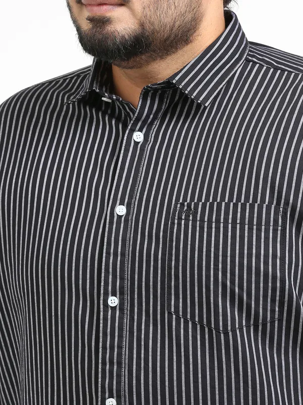 Gandia_Black_Cotton_Plus_Size_Striped_Shirt_For_Men