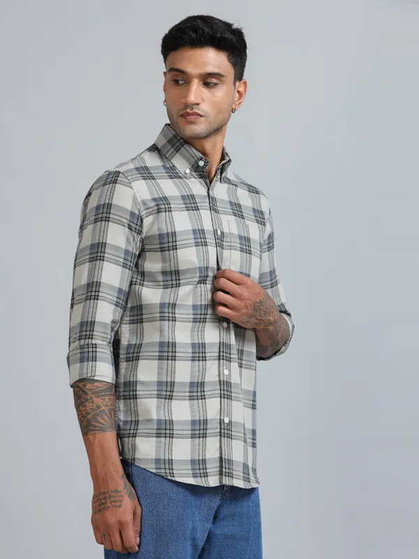 Galway_Oyster_Cotton_Checkered_Shirt_For_Men