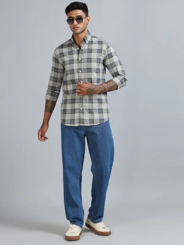 Galway_Oyster_Cotton_Checkered_Shirt_For_Men
