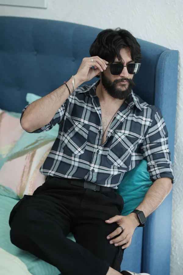 Finland_Dark_Black_Cotton_Checkered_Shirt_For_Men