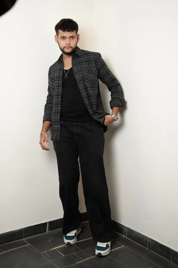 Finland_Black_Cotton_Checkered_Shirt_For_Men