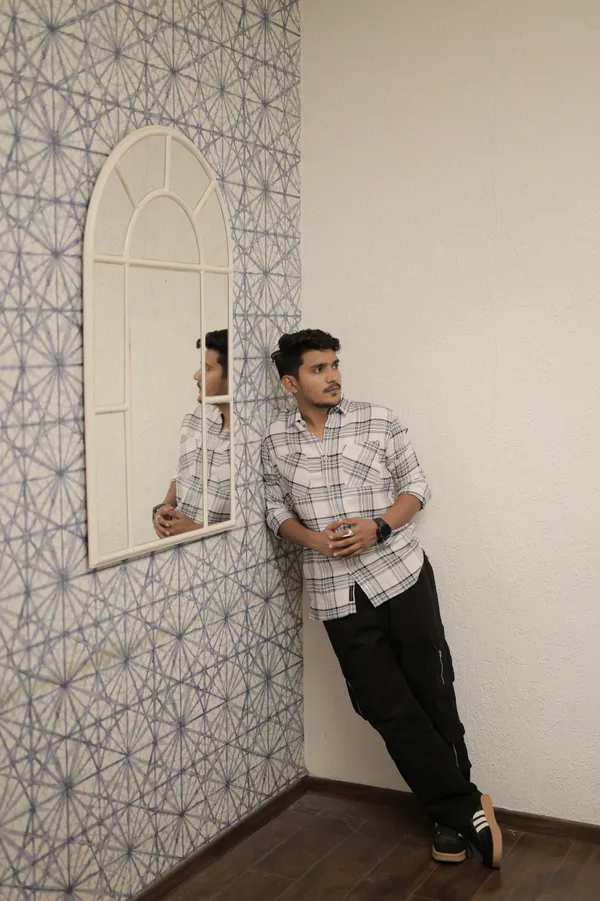 Finland_White_&_Grey_Cotton_Checkered_Shirt_For_Men
