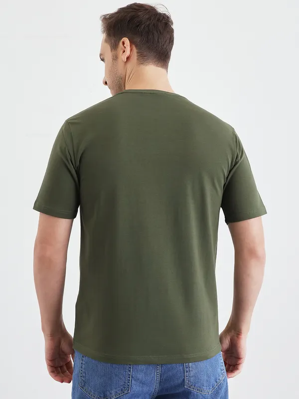 Olive_Cotton_Round_Neck_Half_Sleeves_T-Shirt_For_Men