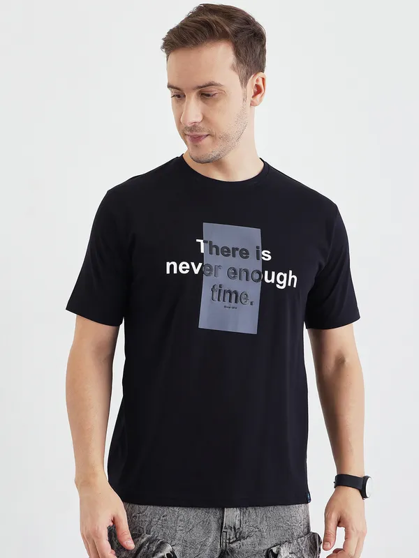 Black_Cotton_Graphic_Print_T-Shirt_For_Men