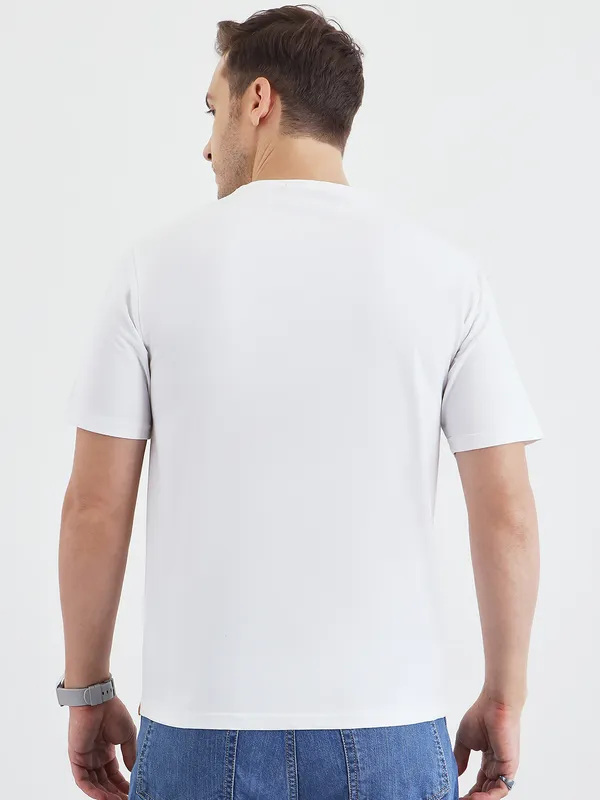 White_Cotton_Round_Neck_Half_Sleeves_T-Shirt_For_Men