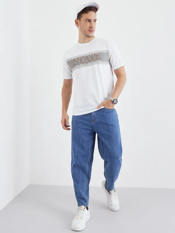 White_Cotton_Round_Neck_Half_Sleeves_T-Shirt_For_Men