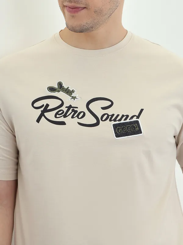 Off_White_Cotton_Graphic_Print_Half_Sleeves_For_Men
