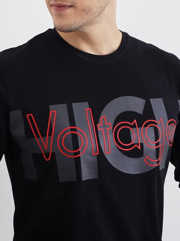 Black_Cotton_Graphic_Print_Long_Sleeve_T-Shirt_For_Men