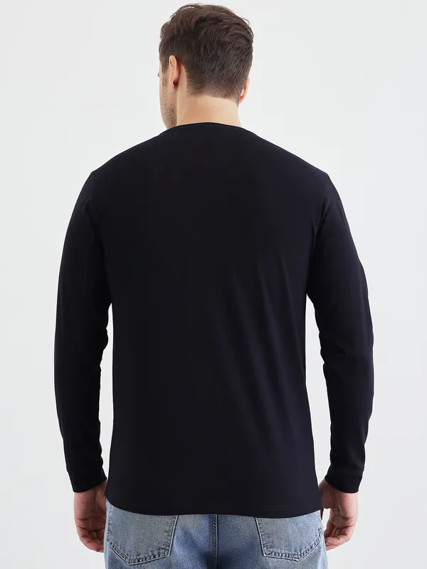 Black_Cotton_Graphic_Print_Long_Sleeve_T-Shirt_For_Men