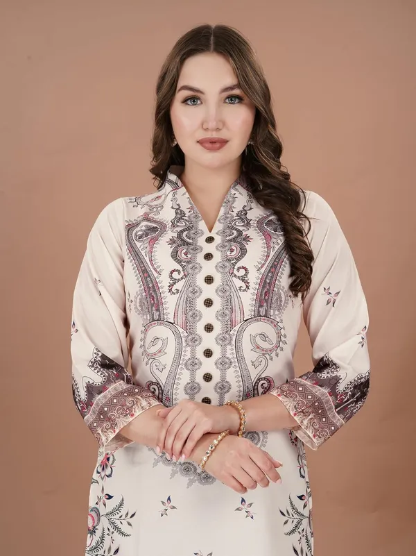 Light_Pink_Straight_Rayon_Blend_Top_&_Silk_Blend_Bottom_Wear_Kurta_Set_For_Women