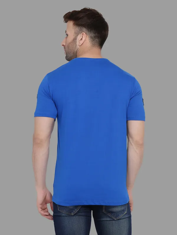 Blue_Cotton_Blend_V_Neck_Half_Sleeve_T_Shirt_For_Men