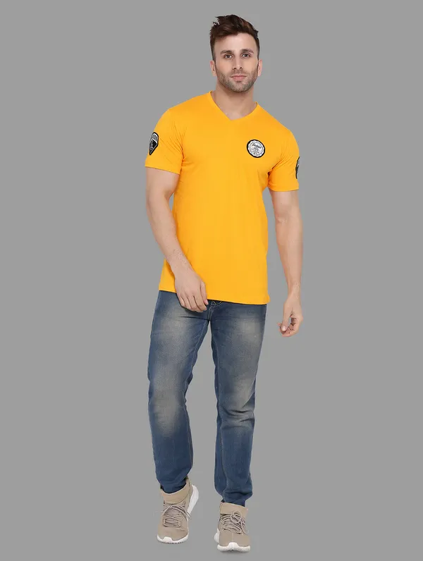 Yellow_Cotton_Blend_V_Neck_Half_Sleeve_T_Shirt_For_Men