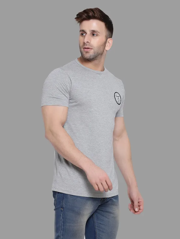 Silver_Cotton_Blend_Round_Neck_Half_Sleeve_T_Shirt_For_Men