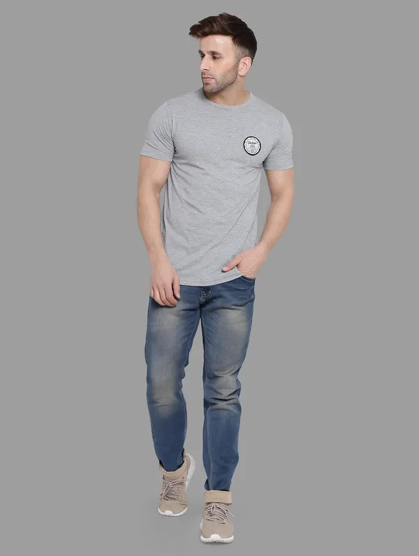 Silver_Cotton_Blend_Round_Neck_Half_Sleeve_T_Shirt_For_Men