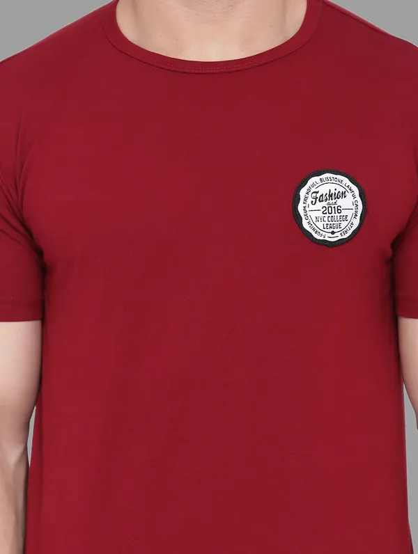 Maroon_Cotton_Blend_Round_Neck_Half_Sleeve_T_Shirt_For_Men