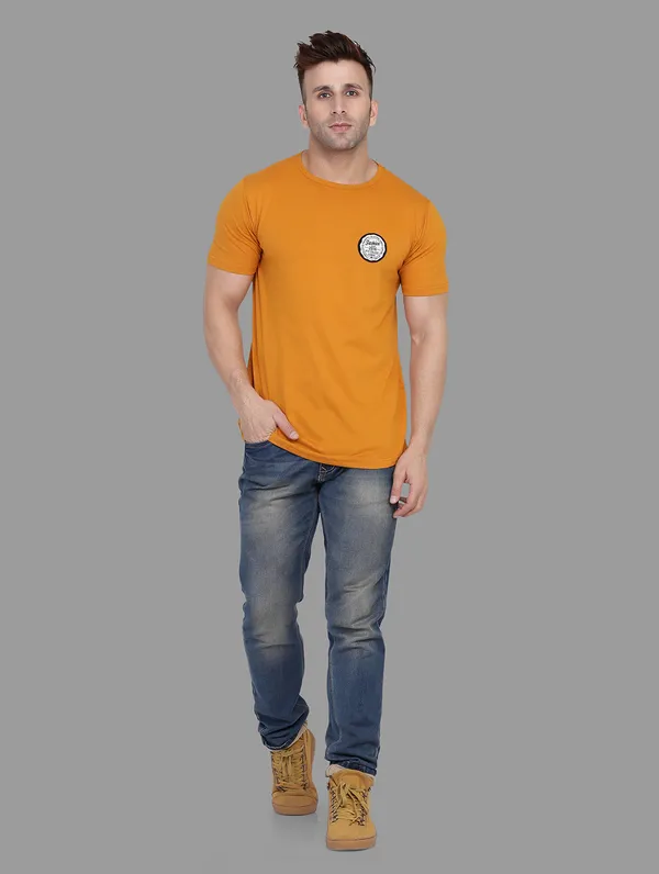 Mustard_Cotton_Blend_Round_Neck_Half_Sleeve_T_Shirt_For_Men