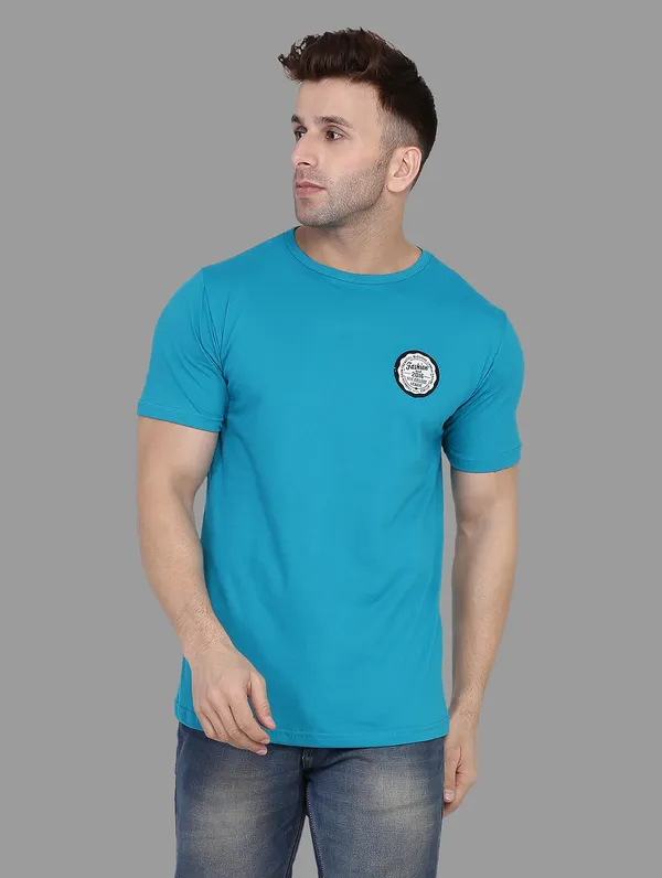 Turquoise_Cotton_Blend_Round_Neck_Half_Sleeve_T_Shirt_For_Men