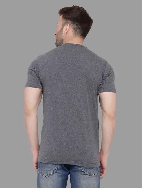 Grey_Cotton_Blend_Round_Neck_Half_Sleeve_T_Shirt_For_Men