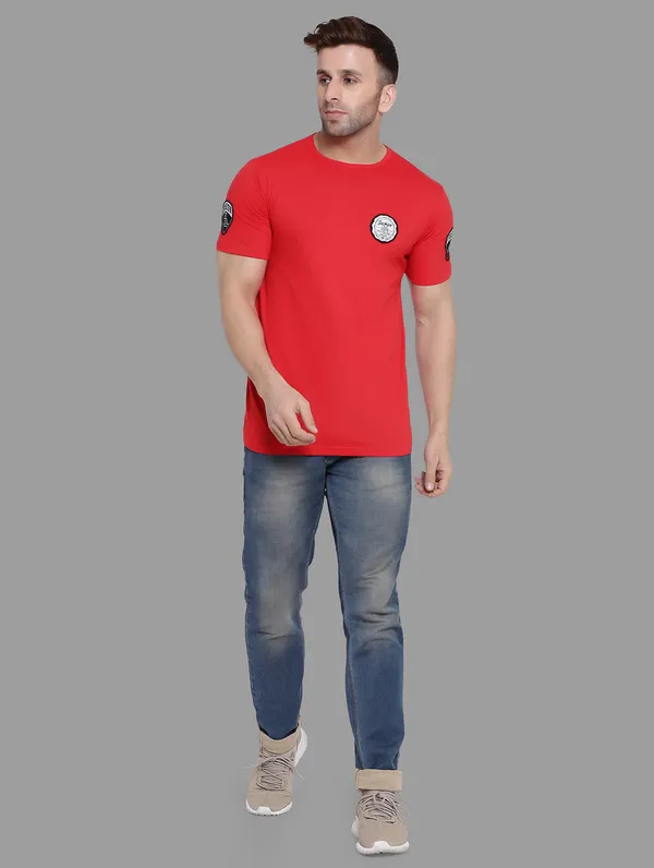 Red_Cotton_Blend_Round_Neck_Half_Sleeve_T_Shirt_For_Men