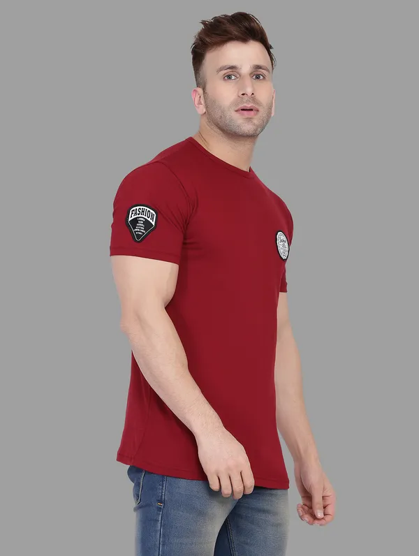 Maroon_Cotton_Blend_Round_Neck_Half_Sleeve_T_Shirt_For_Men