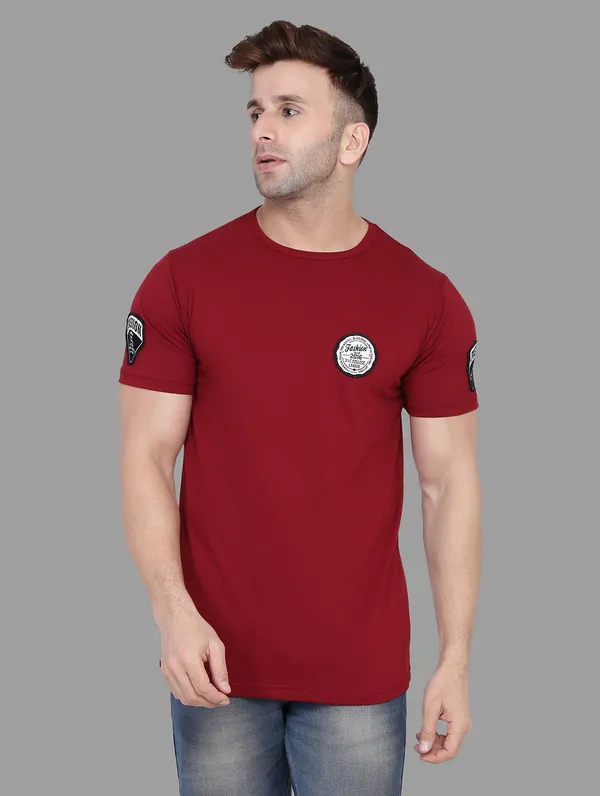 Maroon_Cotton_Blend_Round_Neck_Half_Sleeve_T_Shirt_For_Men