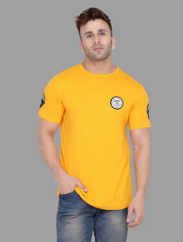 Yellow_Cotton_Blend_Round_Neck_Half_Sleeve_T_Shirt_For_Men
