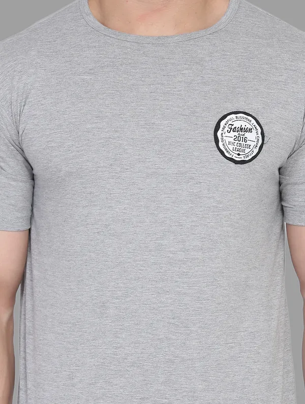 Silver_Cotton_Blend_Round_Neck_Half_Sleeve_T_Shirt_For_Men
