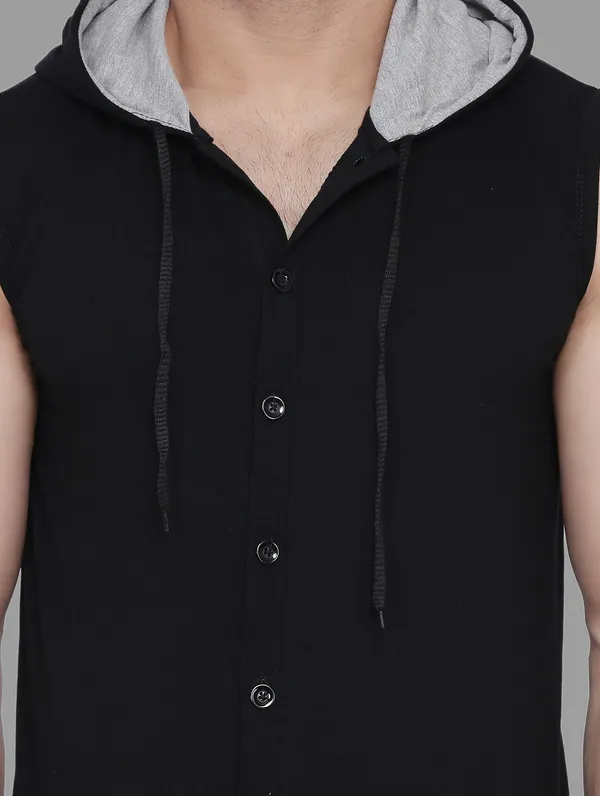 Black_Cotton_Blend_Hooded_Neck_Sleeveless_T_Shirt_For_Men