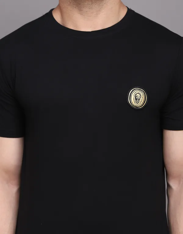 Black_Cotton_Blend_Round_Neck_Half_Sleeve_T_Shirt_For_Men