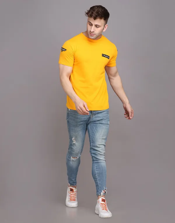 Yellow_Cotton_Blend_Round_Neck_Half_Sleeve_T-Shirt_For_Men