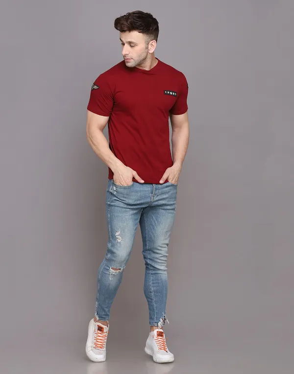 Maroon_Cotton_Blend_Round_Neck_Half_Sleeve_T-Shirt_For_Men