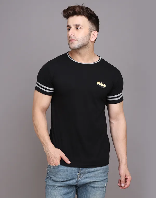 Black_Cotton_Blend_Round_Neck_Half_Sleeve_T_Shirt_For_Men