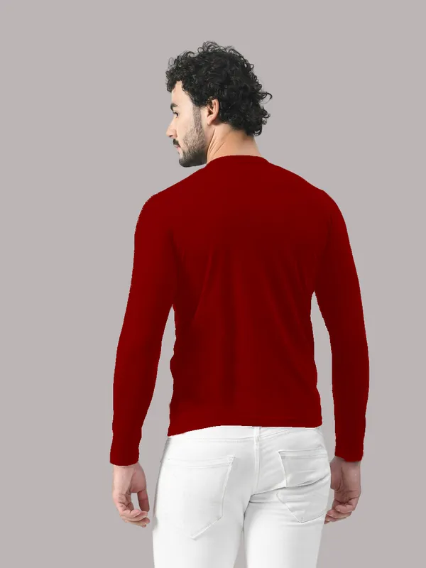 Maroon_Cotton_Blend_Henley_Neck_Full_Sleeve_T_Shirt_For_Men