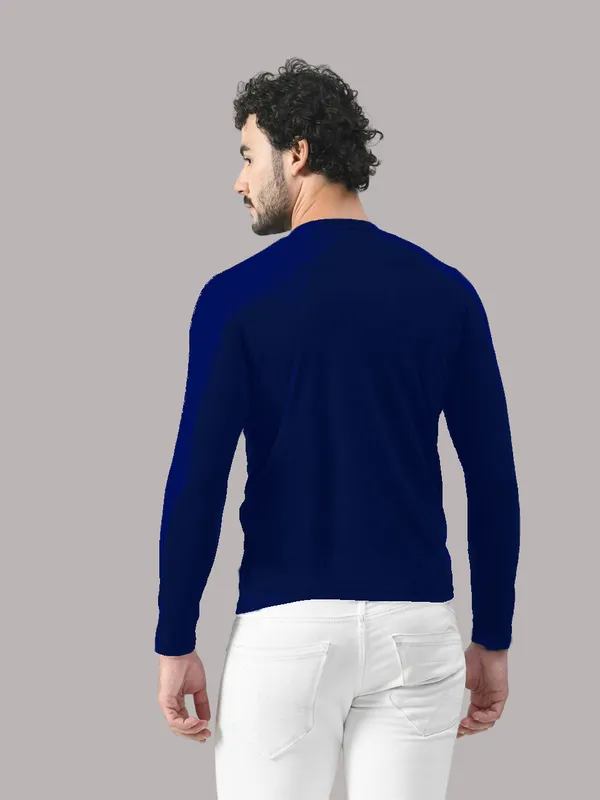 Dark_Blue_Cotton_Blend_Henley_Neck_Full_Sleeve_T_Shirt_For_Men