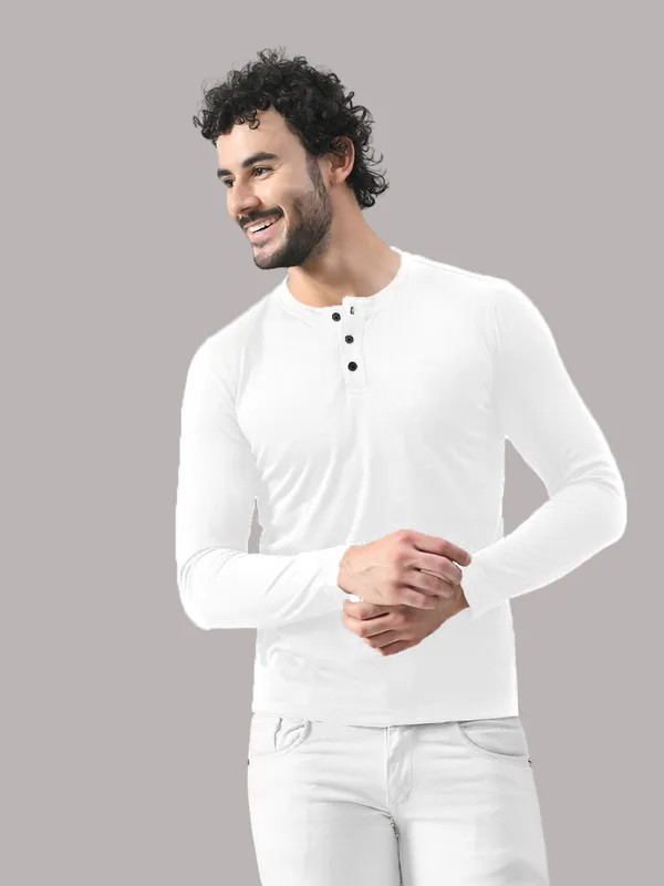 White_Cotton_Blend_Henley_Neck_Full_Sleeve_T_Shirt_For_Men