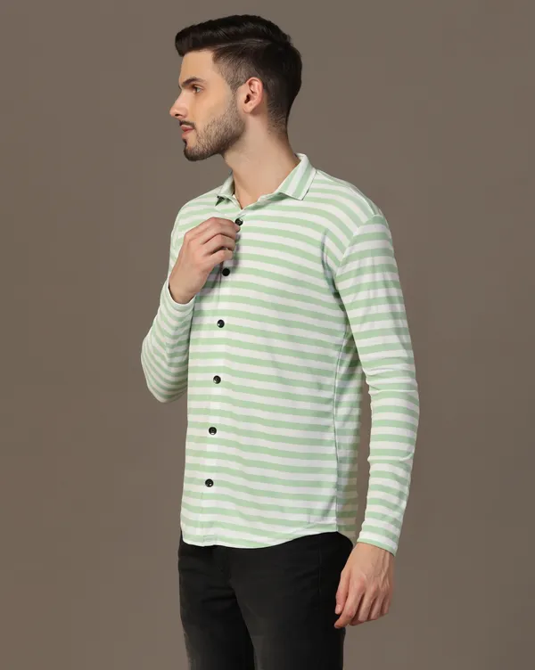 Green_Cotton_Blend_Spread_Collar_Full_Sleeve_Shirt_For_Men