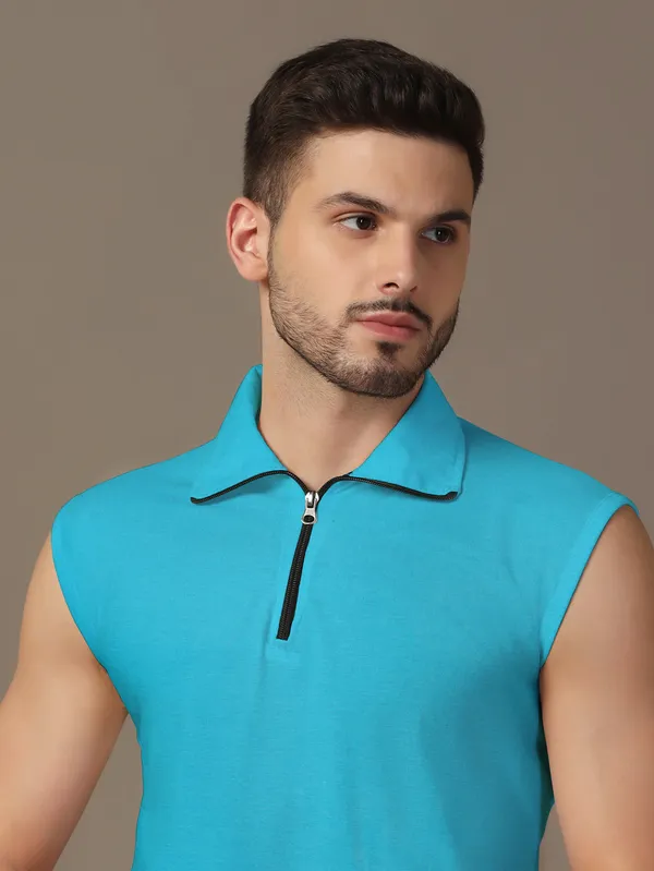Turquoise_Cotton_Blend_Polo_Neck_Sleeveless_T_Shirt_For_Men