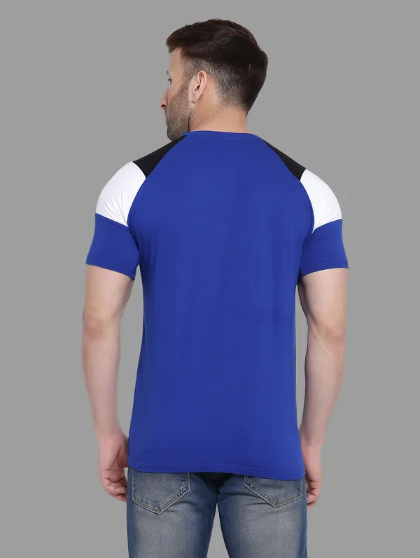 Blue_Cotton_Blend_Round_Neck_Half_Sleeve_T_Shirt_For_Men