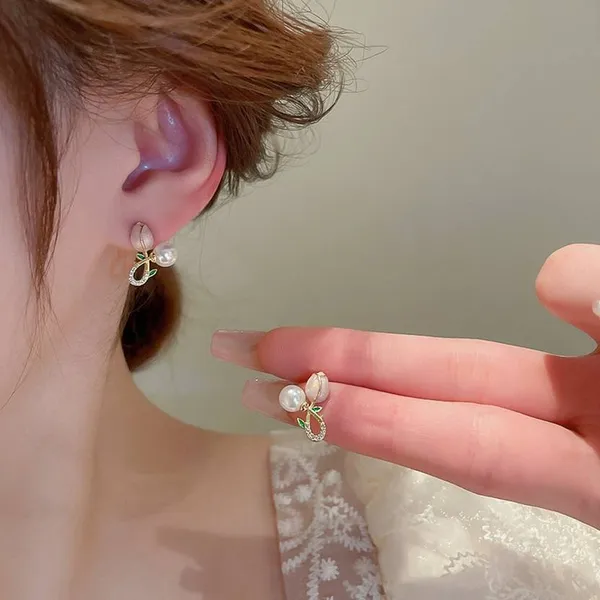 Multicolor_Korean_Otus_Flower_&_Pearl_Earrings_Ear_Cuffs_Studs_For_Women