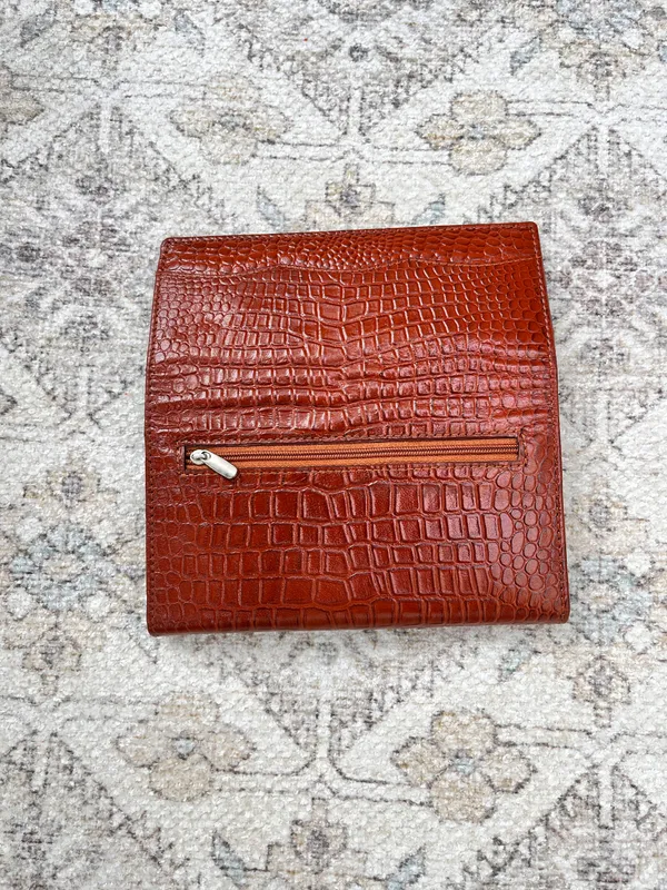 Tan_Leather_Croco_Wristlet_For_Women