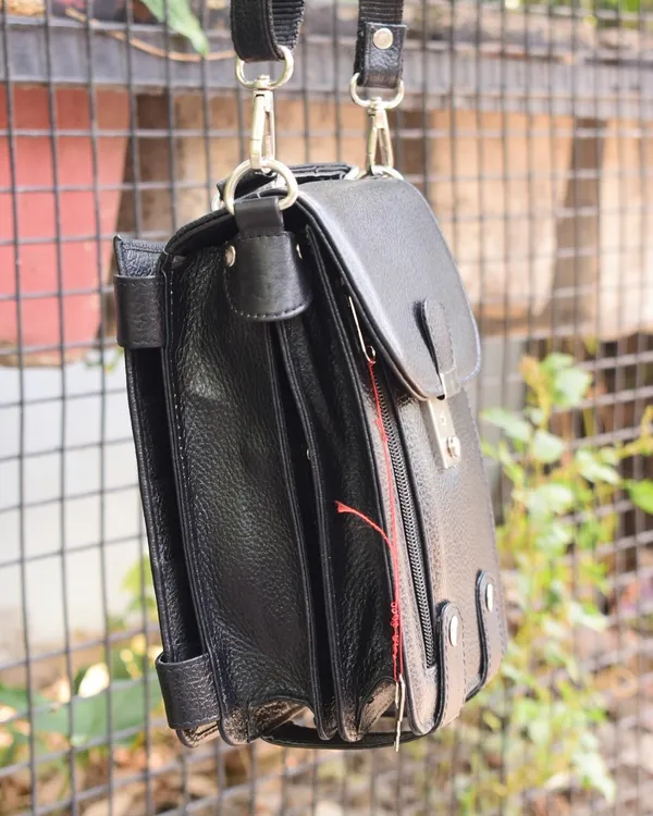 Black_Leather_Mini_Travel_Kit_Pouch_For_Women