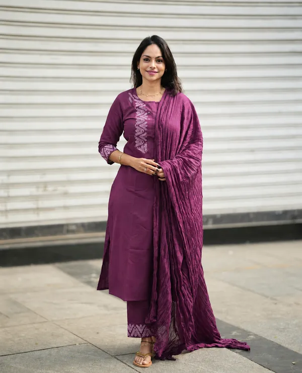 PURE_COTTON_KURTI_WITH_INTRICATE_EMBROIDERY_WORK_WITH_DUPATTA_|_FOR_WOMEN_