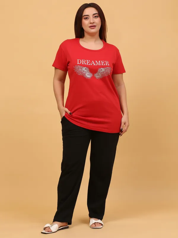 WOMEN_SHORT_TSHIRT_DREAMER(RED)_LOWER(BLACK)