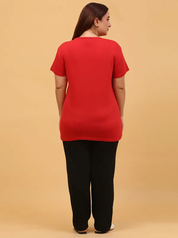 WOMEN_SHORT_TSHIRT_DREAMER(RED)_LOWER(BLACK)