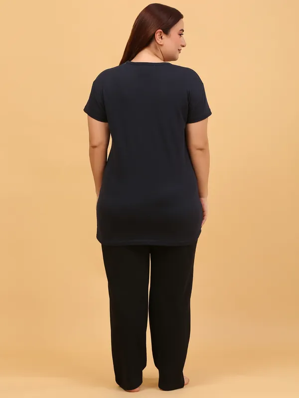 WOMEN_SHORT_TSHIRT_BORN(BLACK)_LOWER(BLACK)