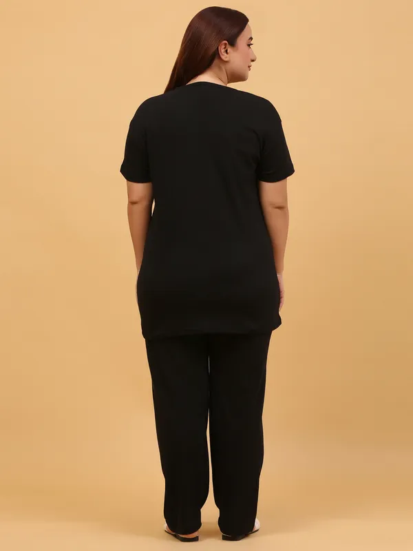 WOMEN_SHORT_TSHIRT_SWEET_(BLACK)_LOWER(BLACK)