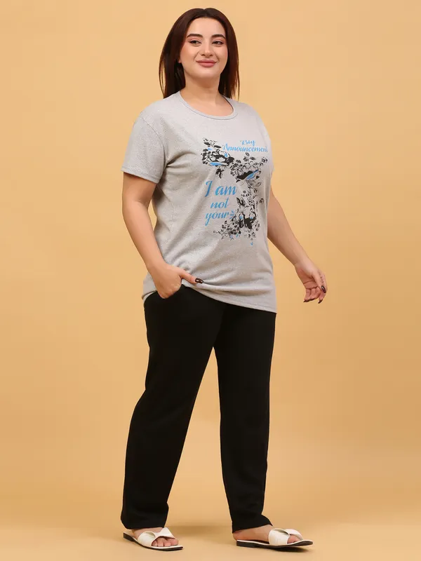 WOMEN_SHORT_TSHIRT_I_AM_NOT_YOURS_(GREY)_LOWER(BLACK)